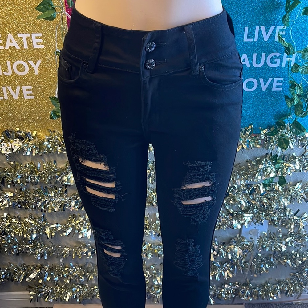 Ling’s NAVY skinny Jean Size 9/10 Ripped